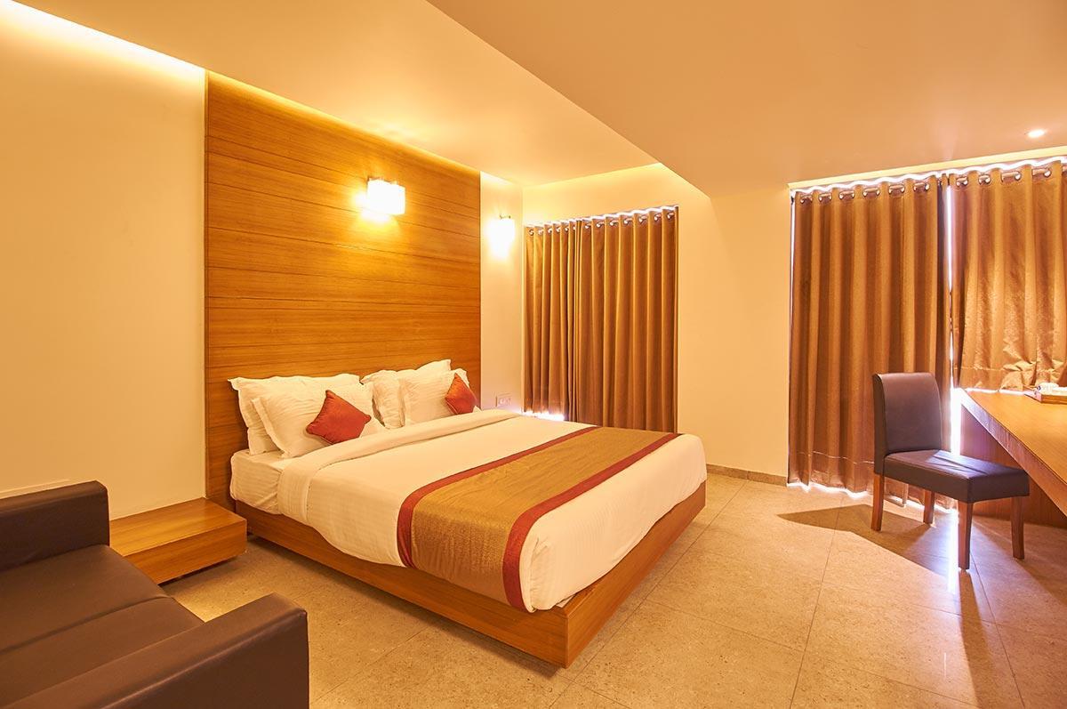 7 Wonders Hotel Gandhinagar Exterior foto